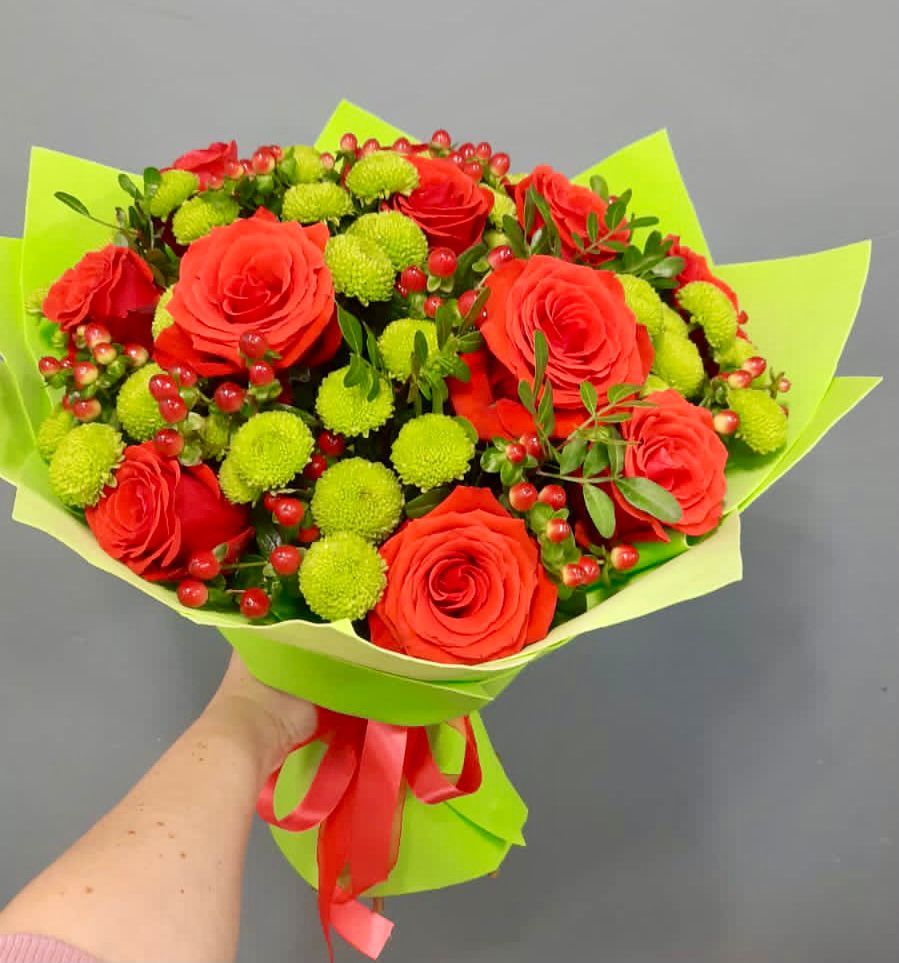 Букет цветов из: Хризантемы и Розы в Староникольское 