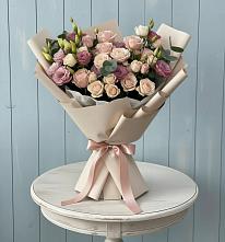 Букет цветов из:  Розы и Лизиантусы в Староникольское 