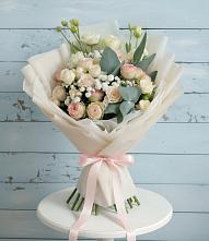 Букет цветов из:  Розы и Лизиантусы в Староникольское 