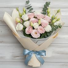 Букет цветов из:  Лизиантусы в Староникольское 