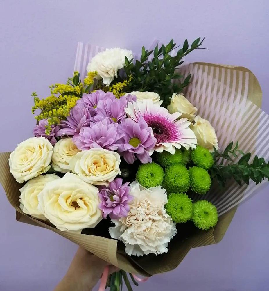 Букет цветов из: Хризантемы, Розы, Гвоздики и Герберы в Староникольское 