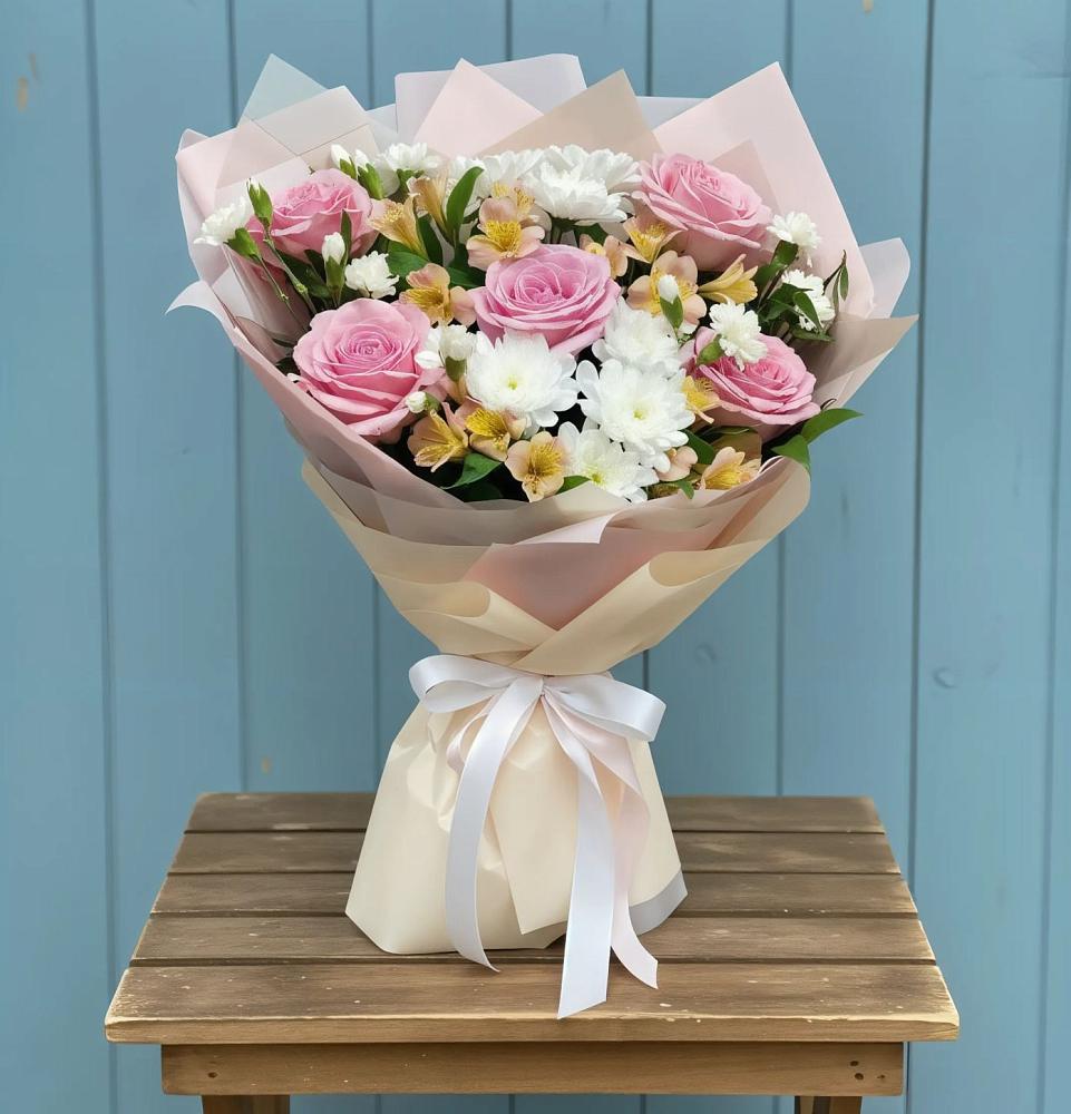 Букет цветов из: Гвоздики, Орхидеи и Розы в Староникольское 