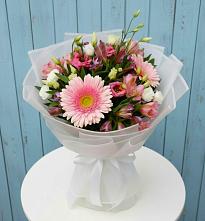 Букет цветов из:  Герберы, Альстромерии и Лизиантусы в Староникольское 