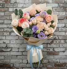 Букет цветов из:  Розы, Лизиантусы и Гвоздики в Староникольское 